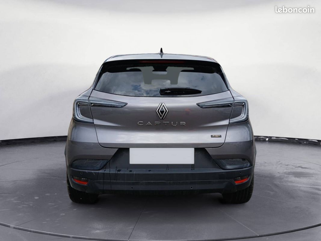 RENAULT Captur E-Tech full hybrid 145 ch Techno (image 4)