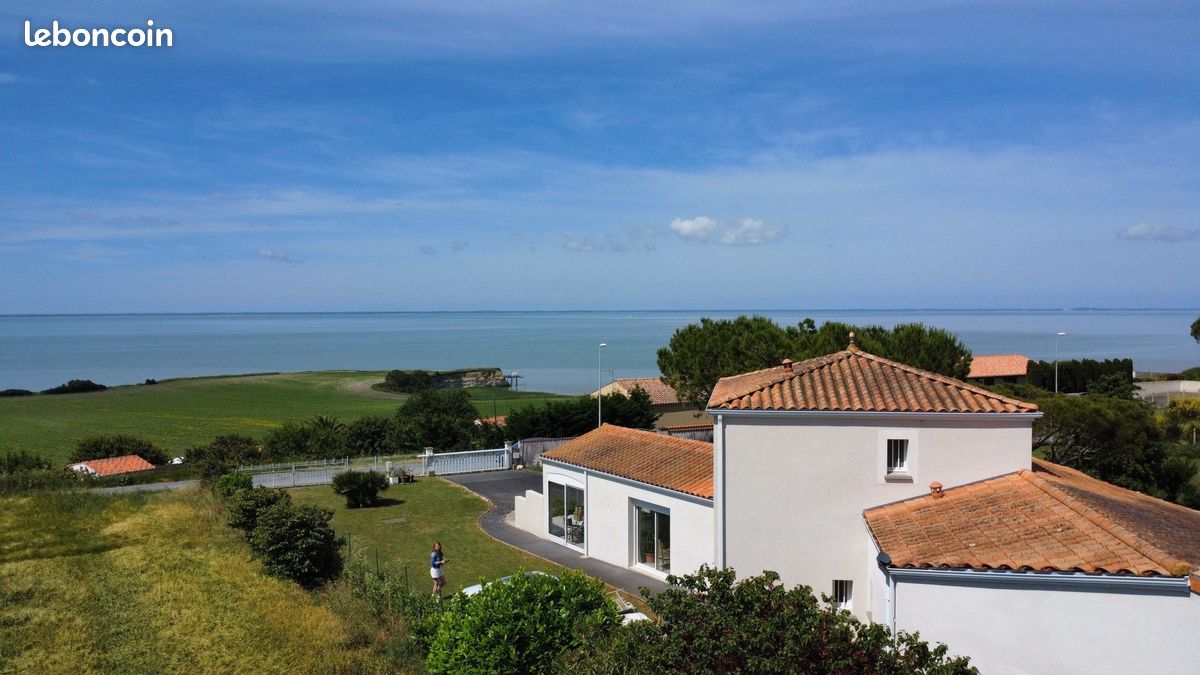 Maison 5 pièces 142 m² · à Barzan · 142 m² · 419 000 €