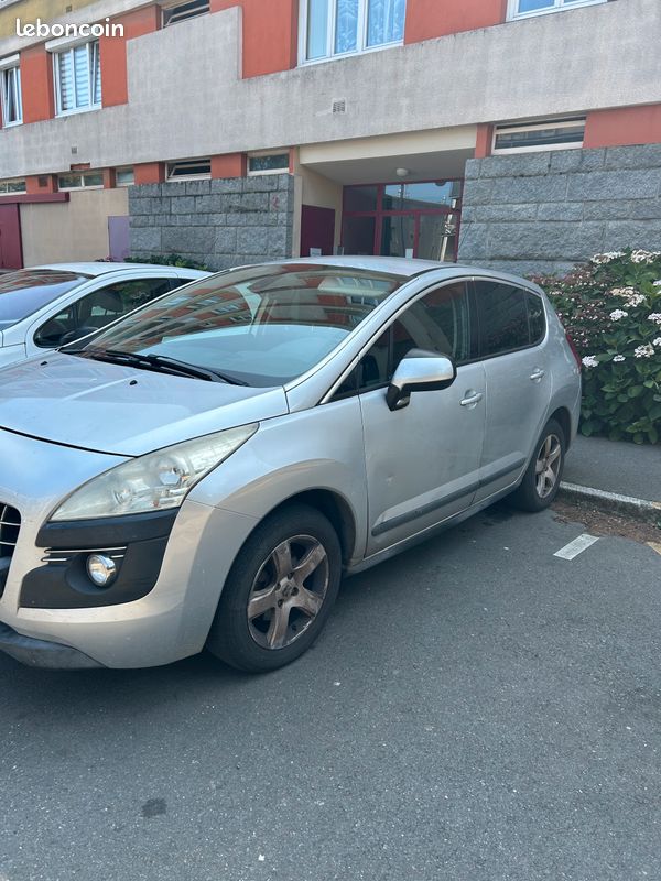 À vendre PEUGEOT 3008 (image 3)