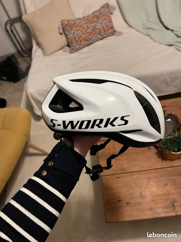 Casque S-Works prevail 3 taille M - Équipements vélos