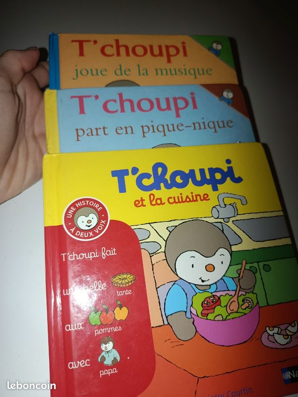 Lot de trois livres T'choupi (image 1)