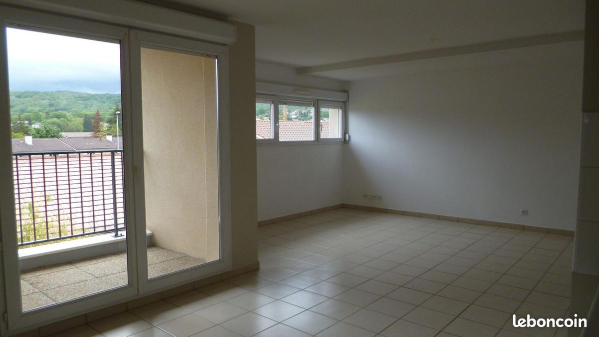 Appartement 3 pièces 58 m² · à Ambérieu-en-Bugey · 58 m² · 740 €