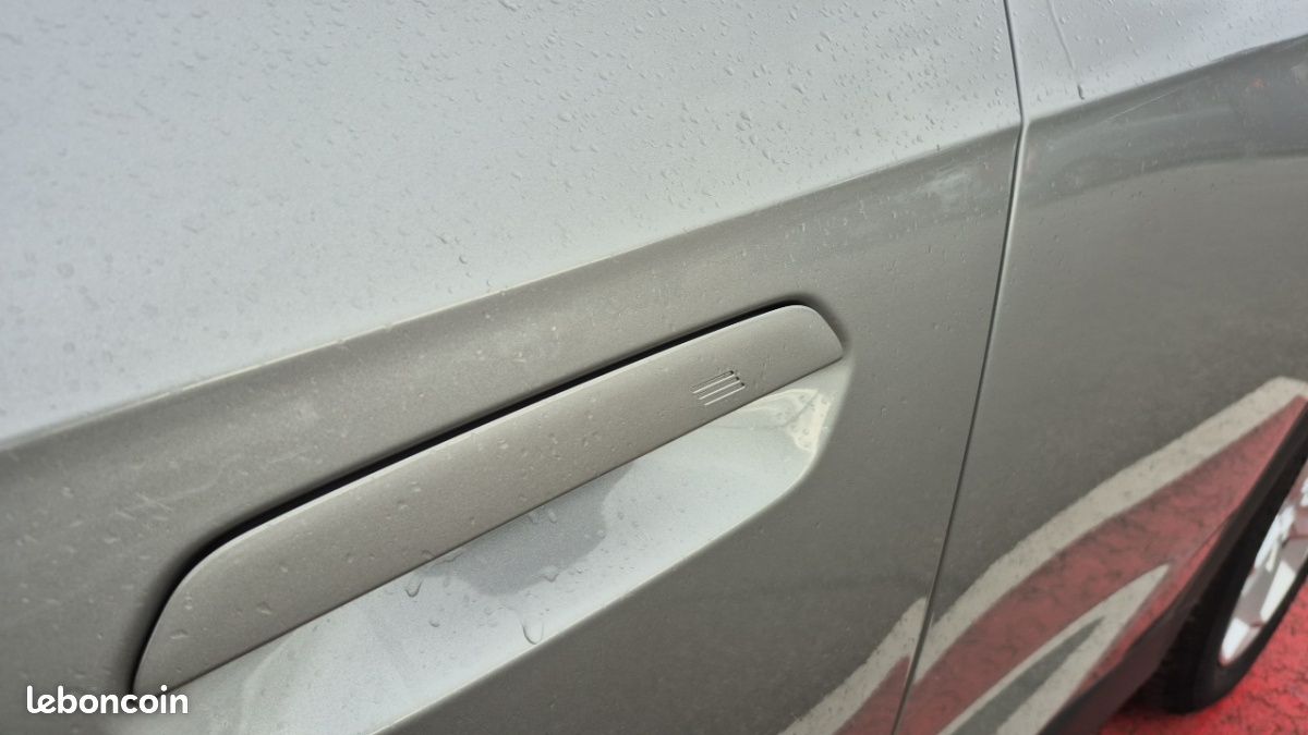Bmw x1 u11 sdrive 18i 136ch dkg7 business design (image 18)