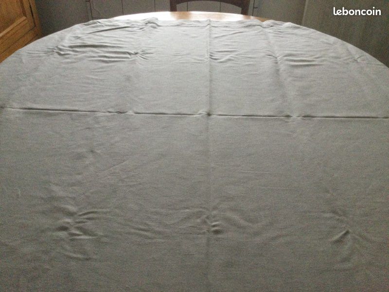 Nappe et serviettes (image 3)