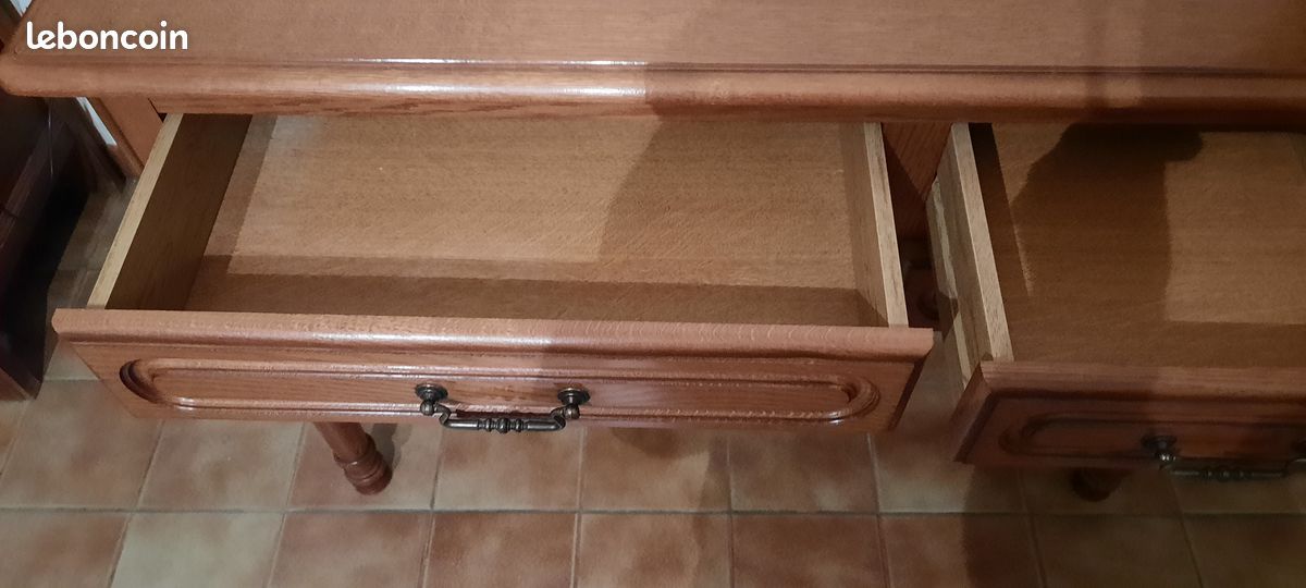 Bureau (image 3)