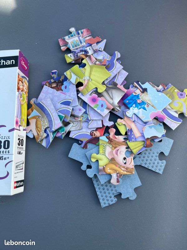 Puzzle jouet enfant princesse Sofia 30 pièces ( contrôlé) plus poster (image 2)