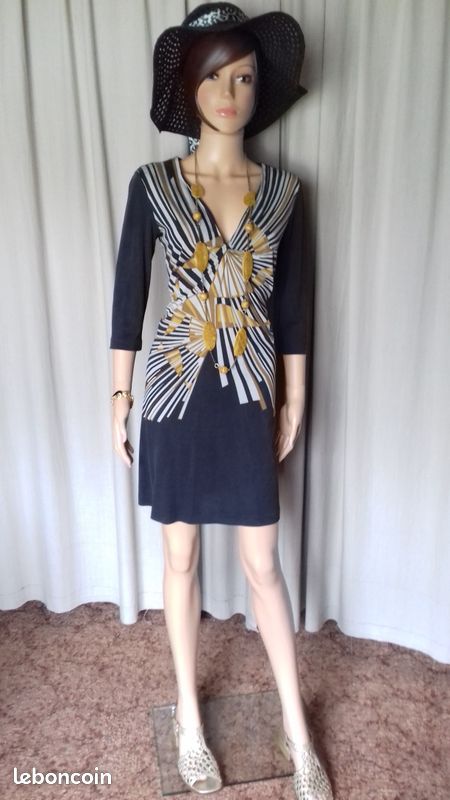 Robe en pure soie Diane Von Furstenberg T38 (image 1)