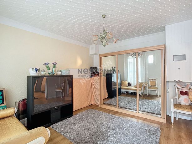 Maison a vendre  - 2 pièce(s) - 52 m2 - Surfyn