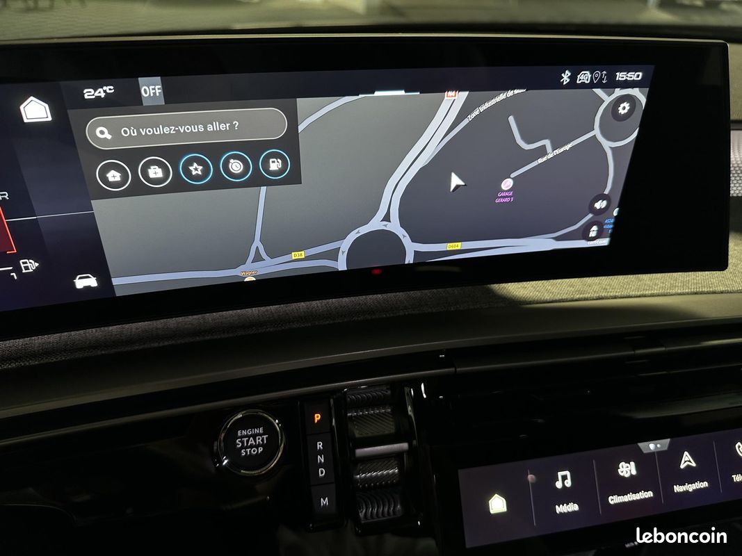 PEUGEOT 5008 1.2i Hybrid 145 e-DCS6 GT 360 7PL (image 17)