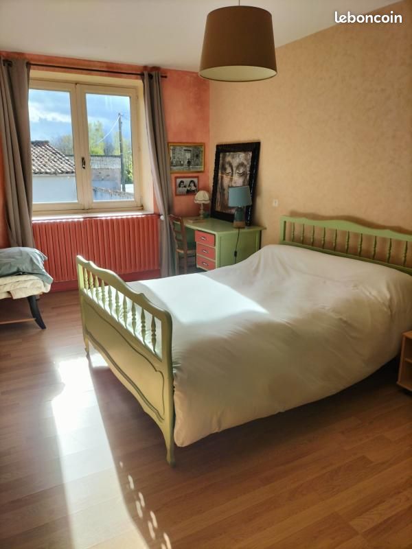 Ferme 7 pièces 200 m² - Melle 79500 (image principale 6)