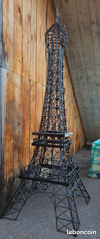 Tour eiffel géante déco (image 3)