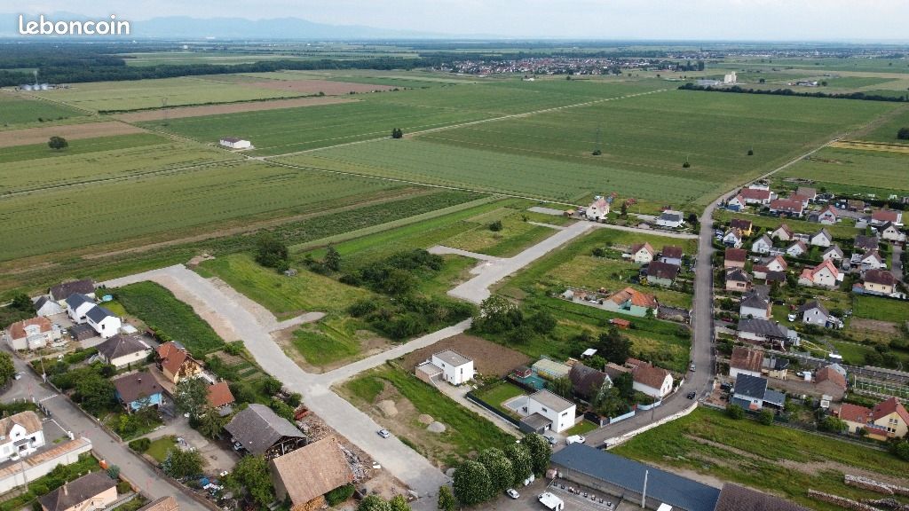 Terrain 718 m² Sainte Croix En Plaine · à Sainte-Croix-en-Plaine · 157 960 €