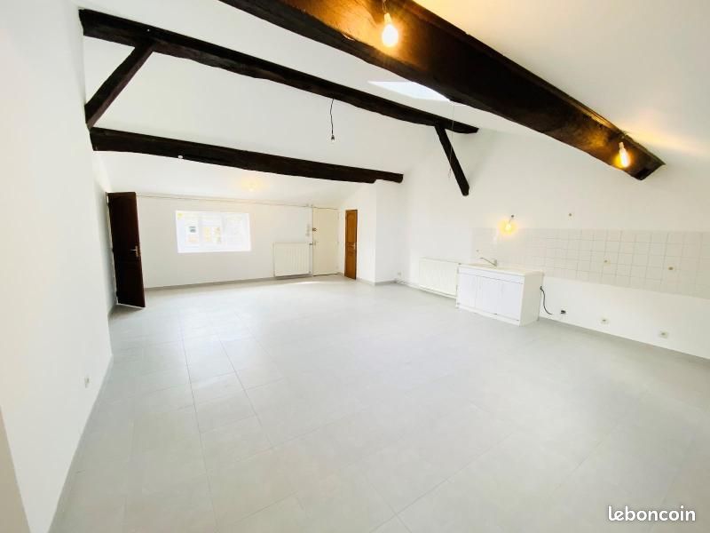Appartement 3 pièces 93 m² · à Mâcon · 93 m² · 555 €/mois