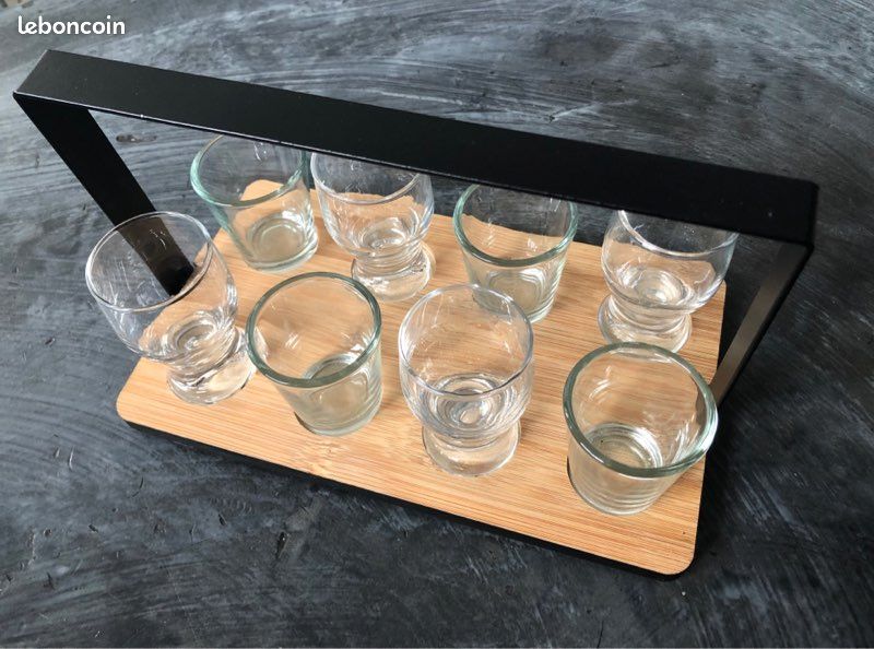 Set 8 verrines apéro Bistro avec plateau métal / bambou (image 4)