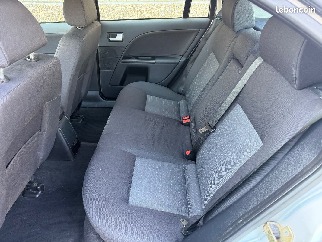 FORD MONDEO CLIPPER 2.0 TDCi - 115ch Ambiente (image 11)