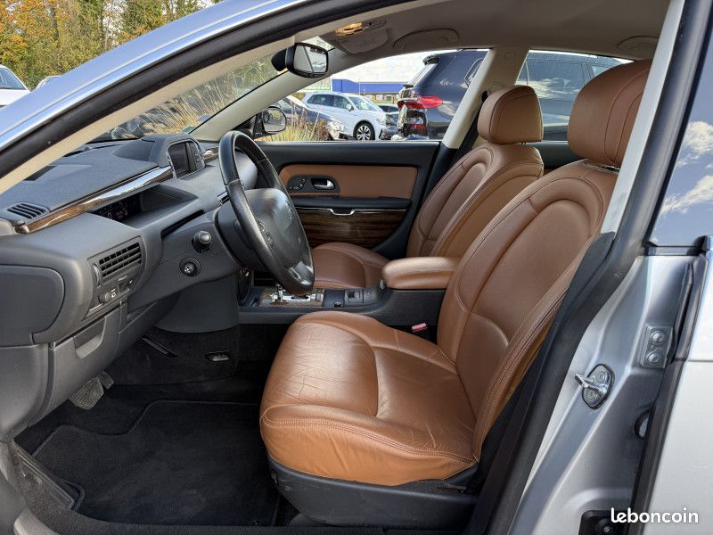 Citroen C6 2.7 V6 HDI EXCLUSIVE FAP (image 17)