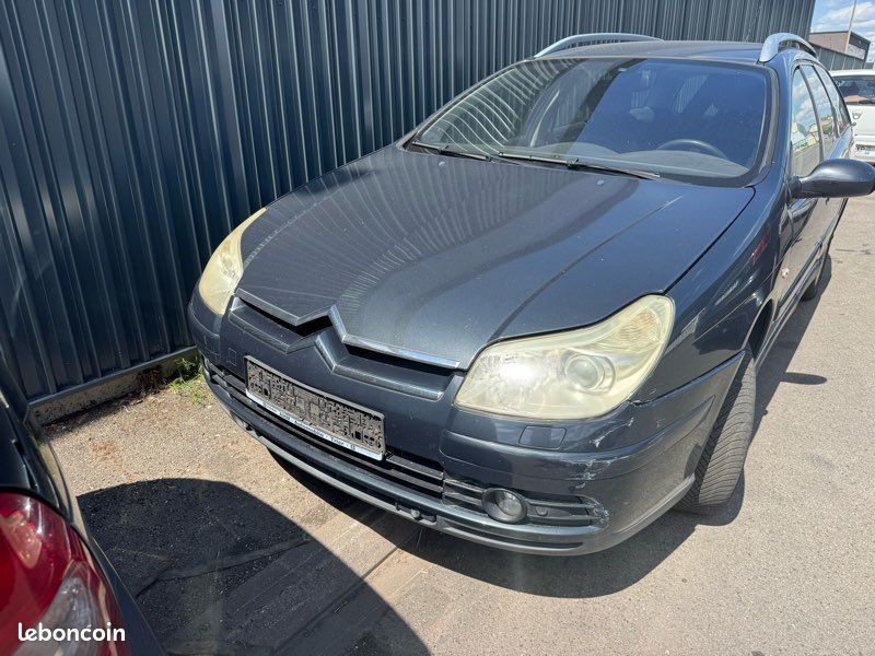 Citroën c5 2.0 essence pour pièces (image 2)