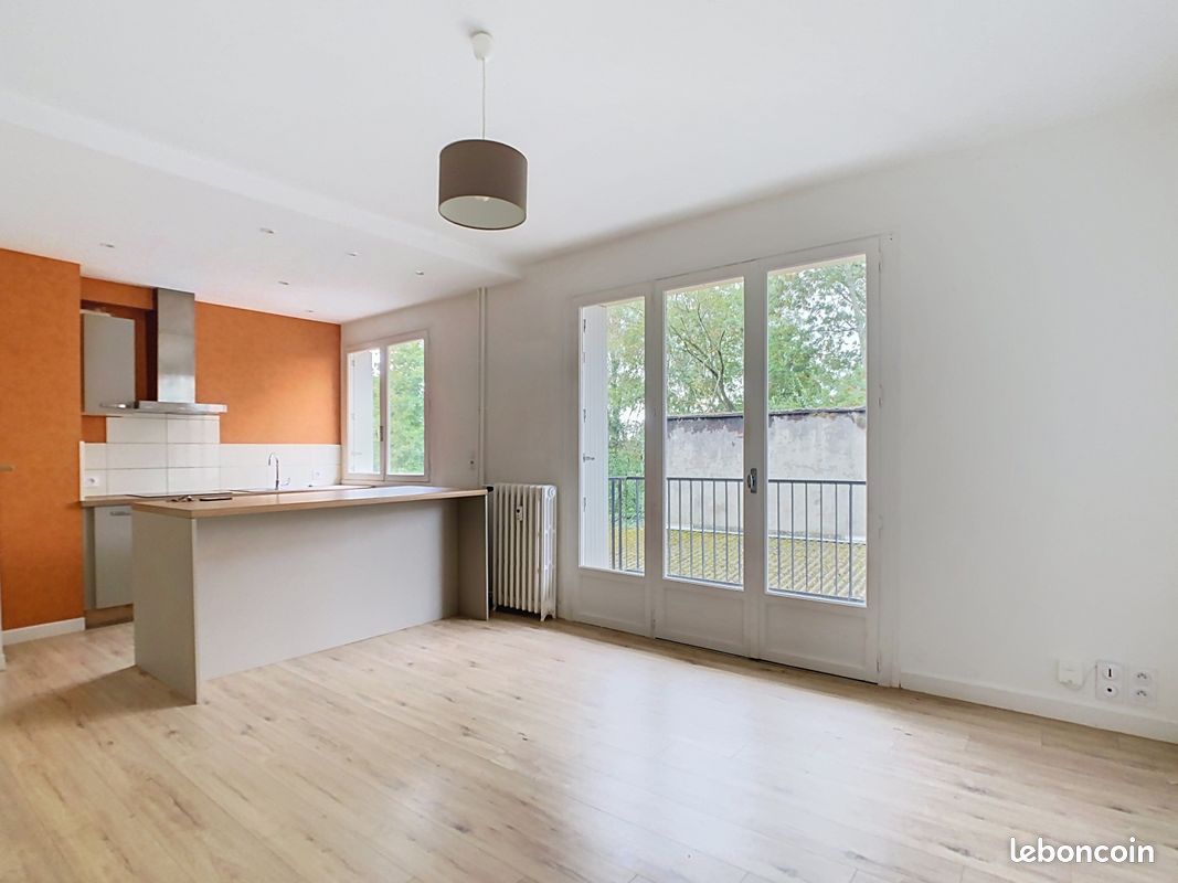 Appartement 2 pièces 42 m² · à Aurillac · 42,1 m² · 580 €/mois