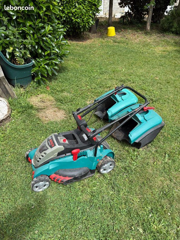 Tondeuse sans fil Bosch Rotak 43 LI 36V – 2 bacs de ramassage (image 3)