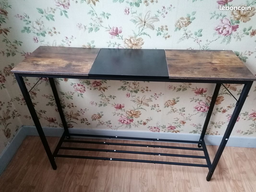 Console d'entrée ou autre (image 1)