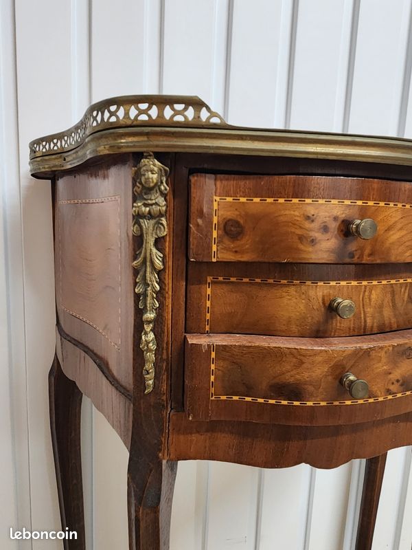 Chevet forme rognon style Louis XVI marquetée (image 3)