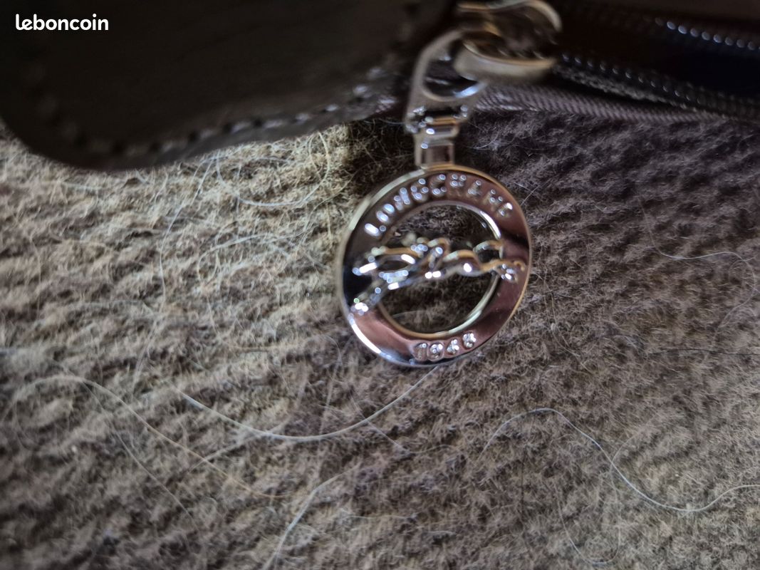 Véritable sac Longchamp Le Pliable avec sa pochette (image 6)