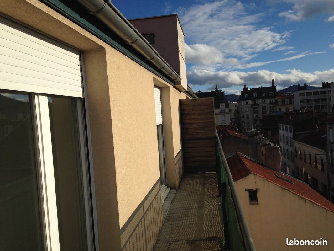 Parking 37 m² · à Clermont-Ferrand · 37 m² · 720 €/mois