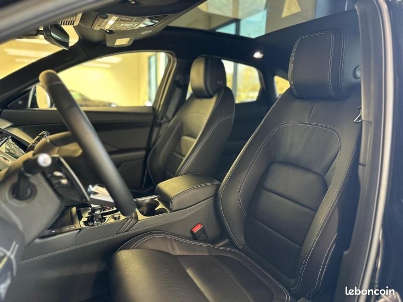 Jaguar E-Pace P200 FlexFuel MHEV 200ch R-Dynamic SE (image 16)