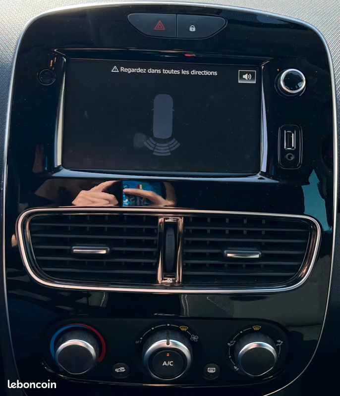 Renault Clio Limited TCE 90 (image 8)