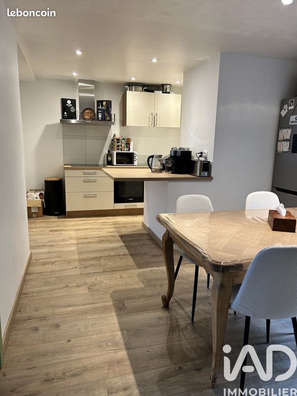 Appartement 3 pièces 54 m² · à Abreschviller · 54 m² · 650 €