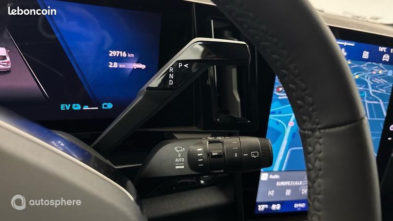 Renault Austral 1.2 E-Tech full hybrid 200ch Techno - 25 (image 24)