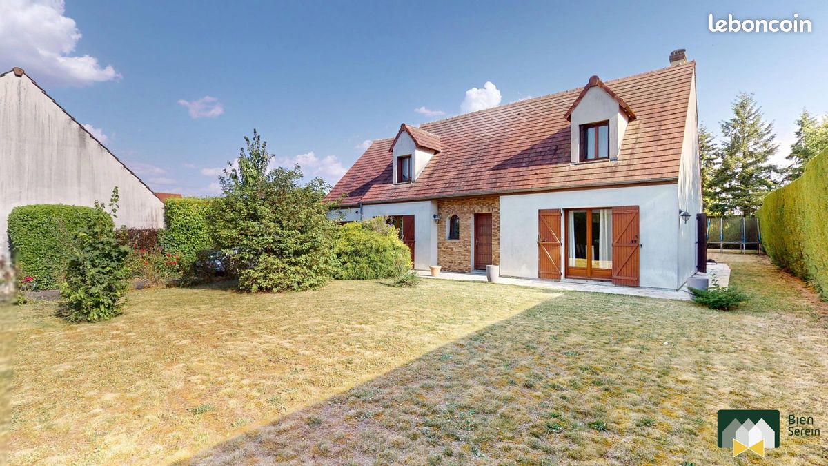Maison 5 pièces 142 m² · à Lèves · 142 m² · 349 900 €