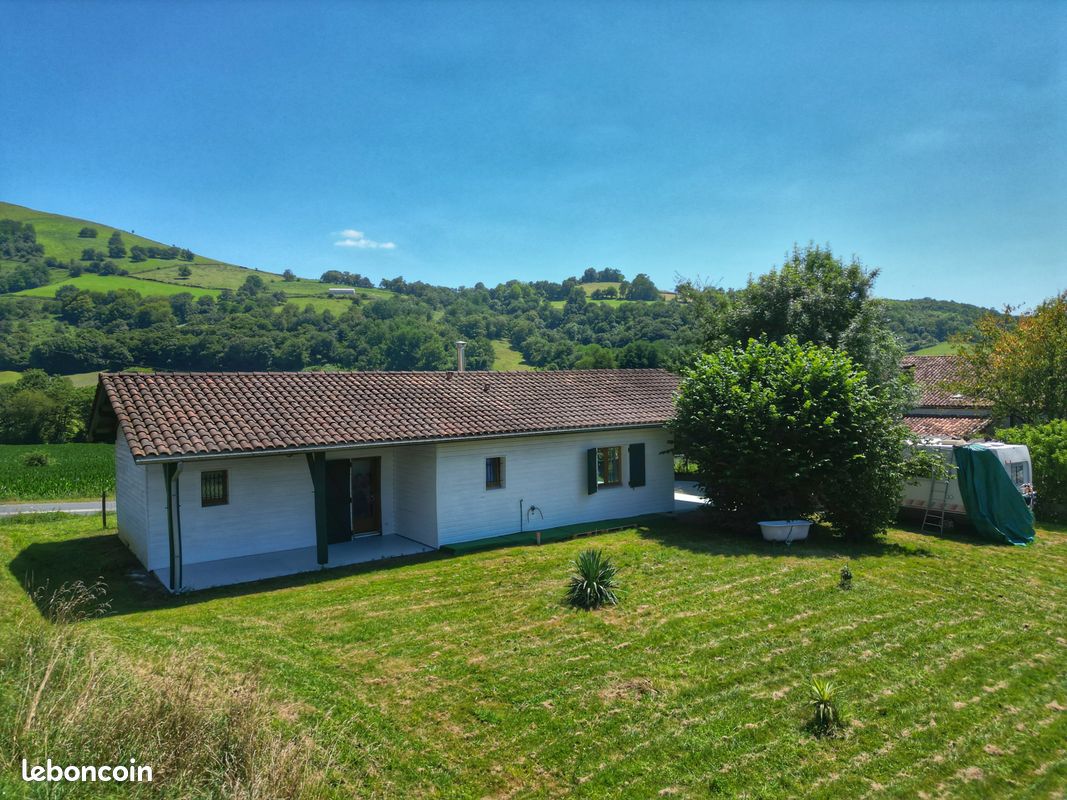 Maison 4 pièces 90 m² · à Saint-Jean-Pied-de-Port · 90 m² · 250 000 €