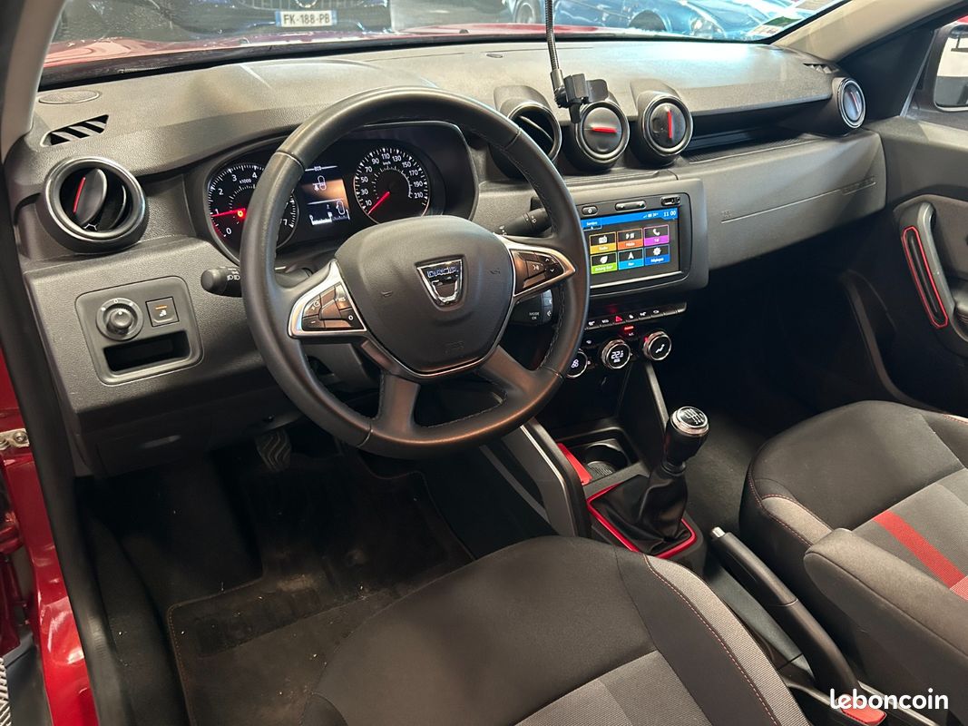 DACIA DUSTER Blue dCi 115 4x2 SL Techroad - Suivi Complet, 1ere Main, Courroie OK, Attelage (image 7)