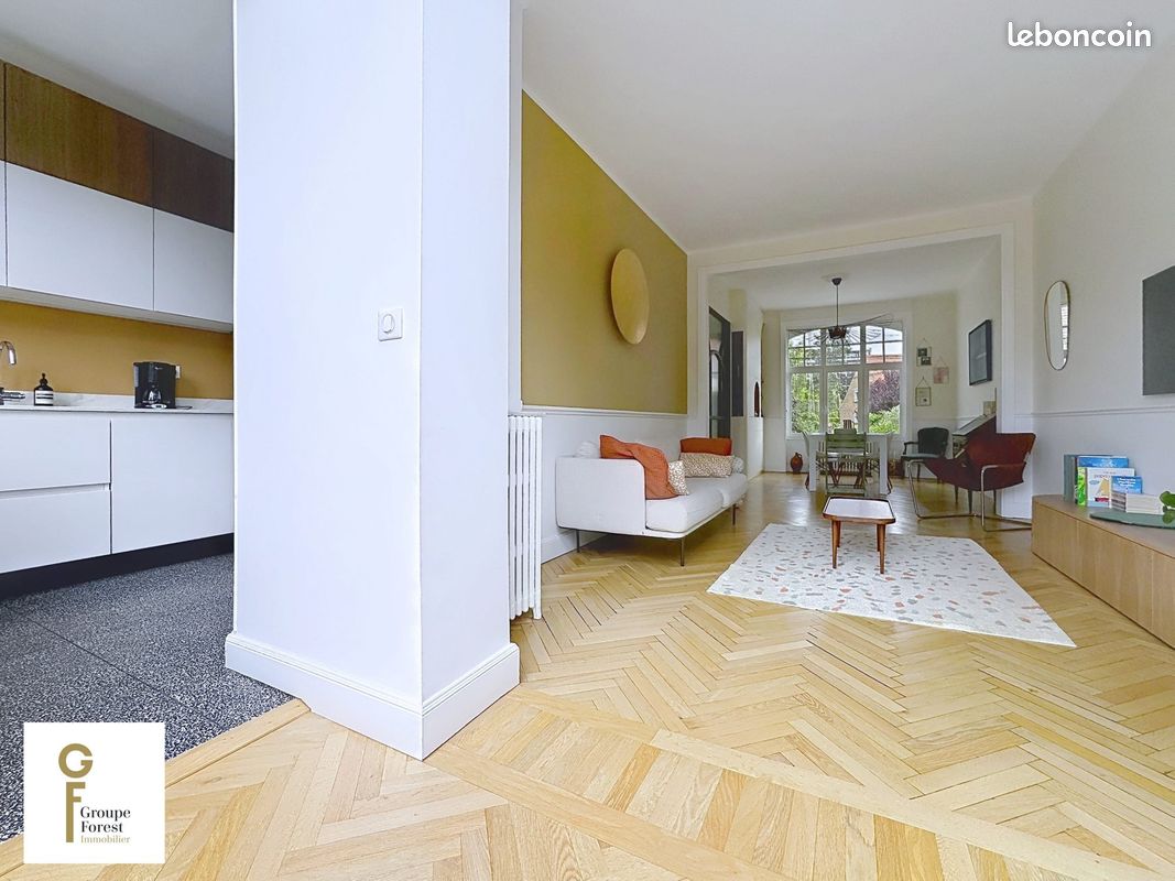 Maison 7 pièces 138 m² · à Croix · 138 m² · 665 000 €