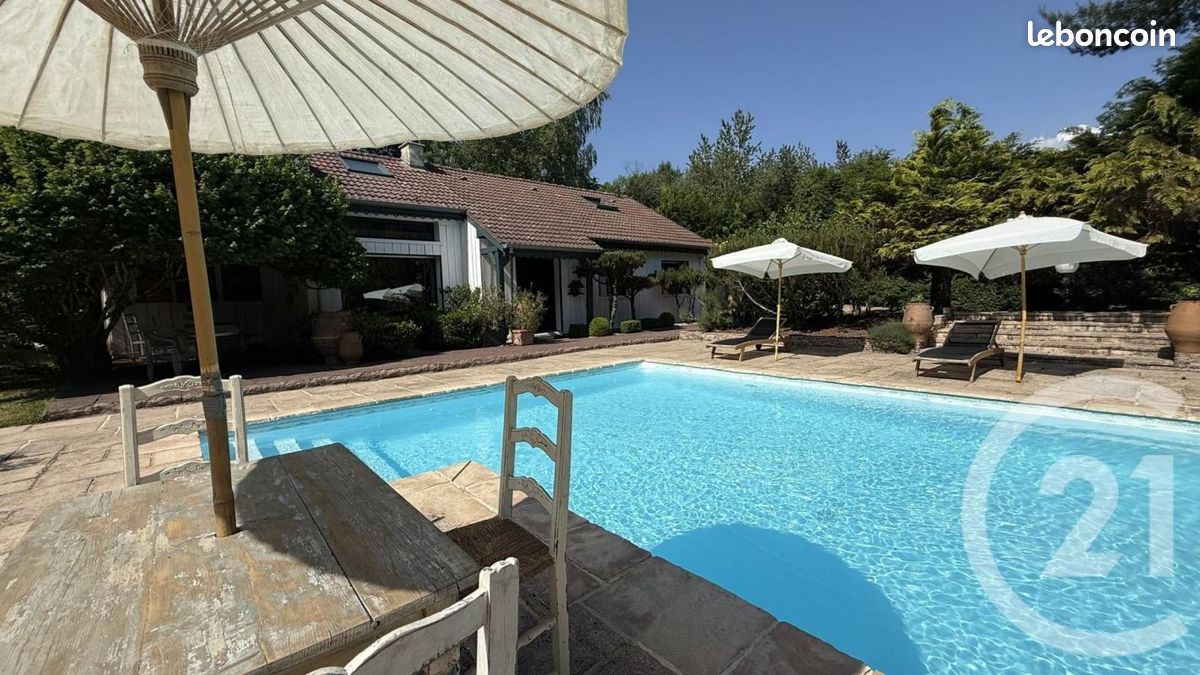 Maison 7 pièces 134 m² · à Badonviller · 134 m² · 450 000 €