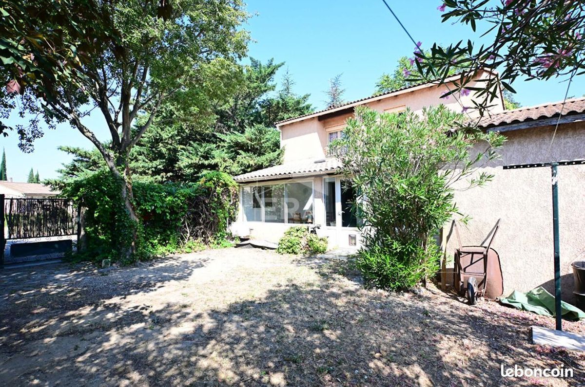 Maison 4 pièces 110 m² · à L'Isle-sur-la-Sorgue · 110 m² · 352 630 €