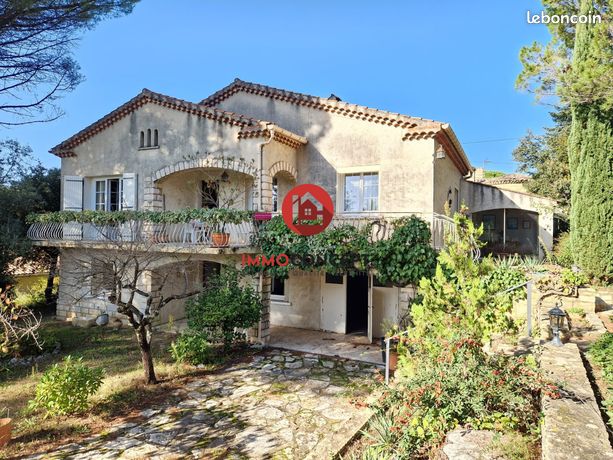 Maison 7 pièces 153 m²