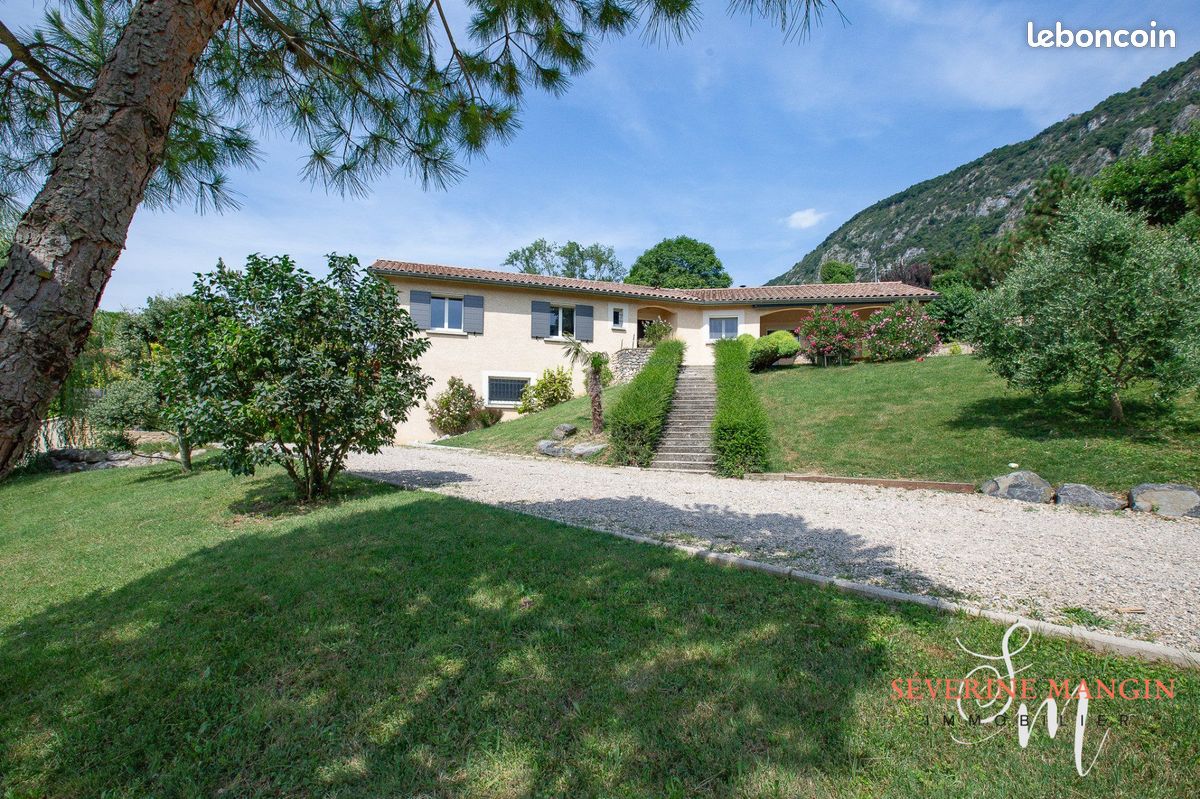 Maison 7 pièces 160 m² · à Beauregard-Baret · 160 m² · 440 000 €