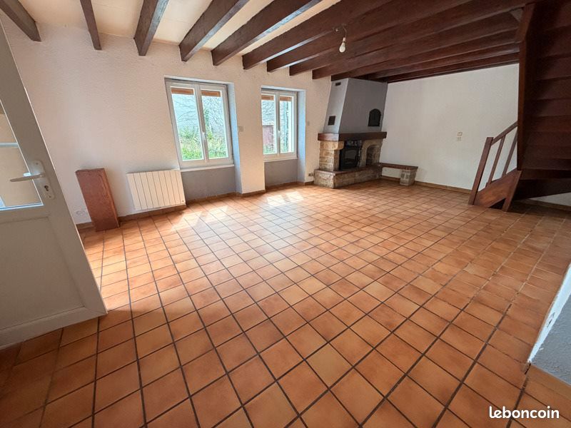 Maison 3 pièces 66 m² · à Briantes · 66 m² · 480 €