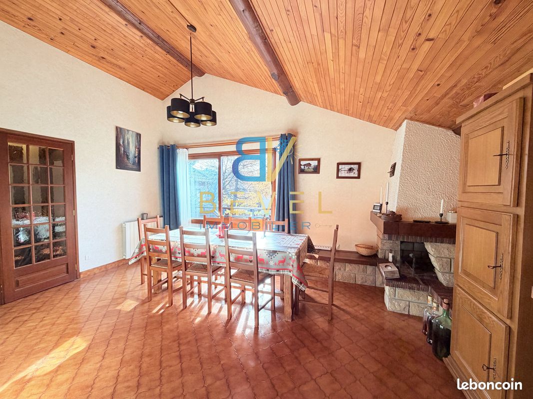 Maison 4 pièces 105 m² · à Fontcouverte-la-Toussuire · 105 m² · 693 000 €
