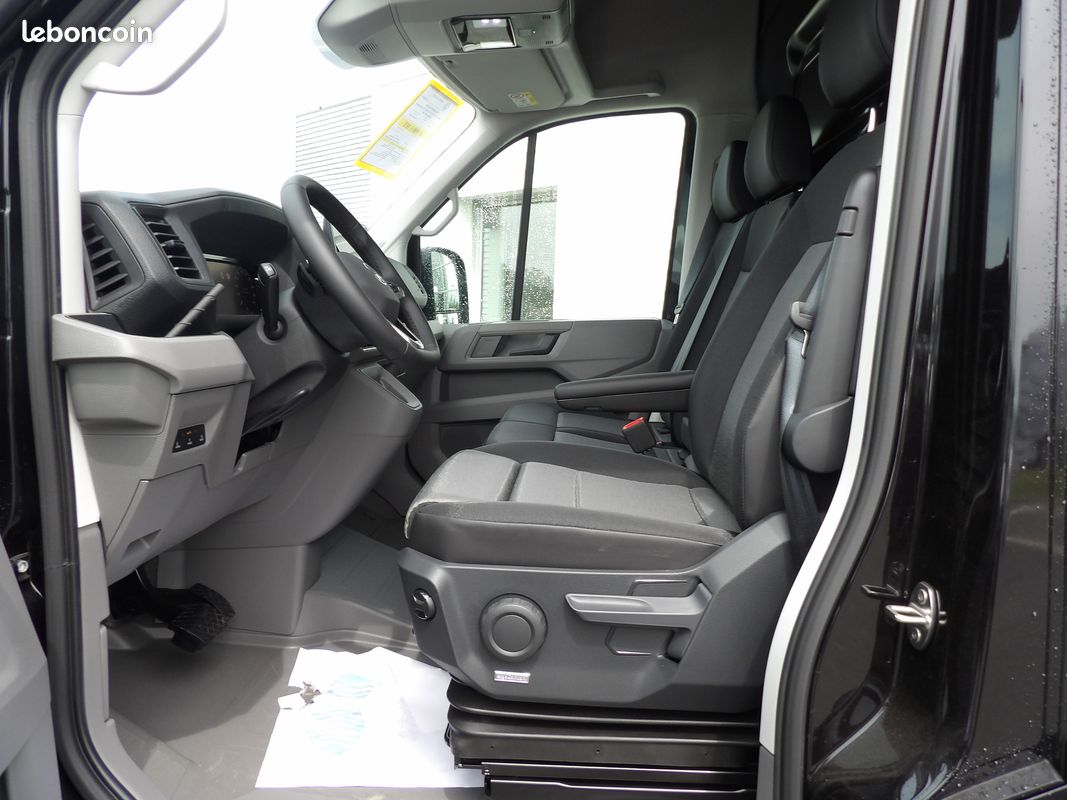 40 900 HT - Volkswagen Crafter 2L 177ch 3T5 L3H3 Business Line Plus BVA8 (image 7)
