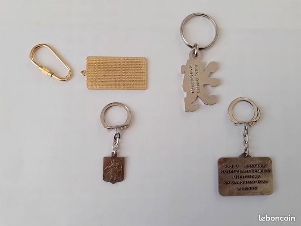 TIDTALEO Porte Clés Lion Inoxydable Avec Pendentif Cloche Vintage Pour