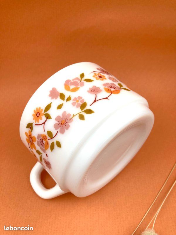 Lot De 3 Tasses Vintage Arcopal - Motif Fleurs Oranges, Style Rétro, Bon état