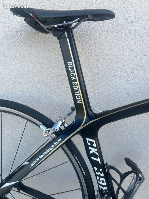 CKT Charbon Fuselé 1.5  Fourche Course Serrage Rapide 9 X
