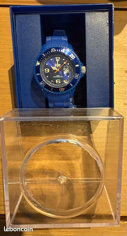 Montre swatch ice bleu (image 2)