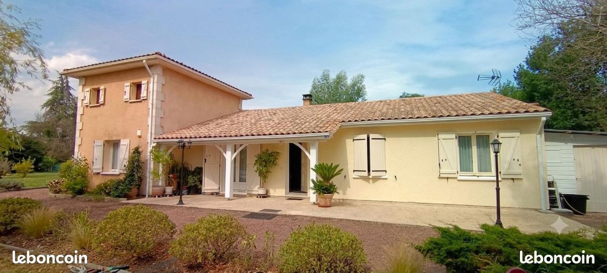 Maison 8 pièces 139 m² · à Porchères · 139 m² · 255 000 €
