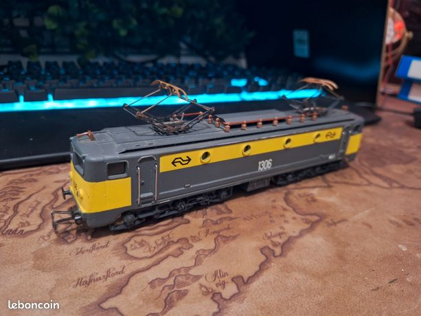 JOUEF HO LOCOMOTIVE CC 72000 Train Électrique Collection