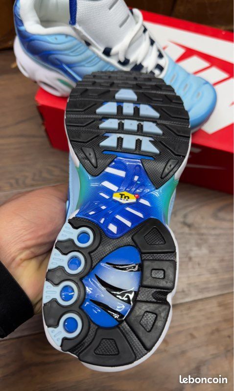 Tn Nike taille 34 Chaussures
