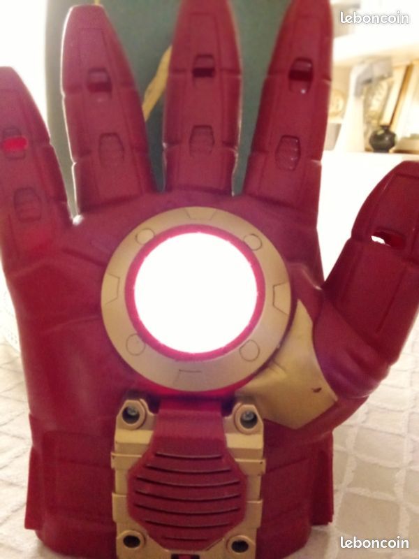 MARVEL AVN IRON MAN GANTS ELECTRONIQUES - Figurine de collection - Achat & prix MARVEL AVN IRON MAN GANTS ELECTRONIQUES - Figurine de collection - Achat & prix